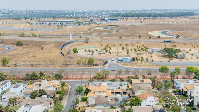 Imagem Casa de Condomínio com 3 Quartos à Venda, 250 m² em Loteamento Portal Do Sol I - Goiânia