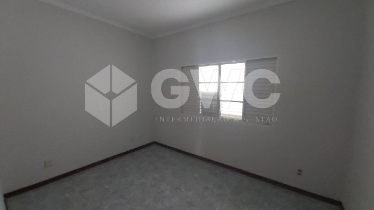 Imagem Imóvel com 3 Quartos à Venda,  em Jardim Jequitibá - Marília