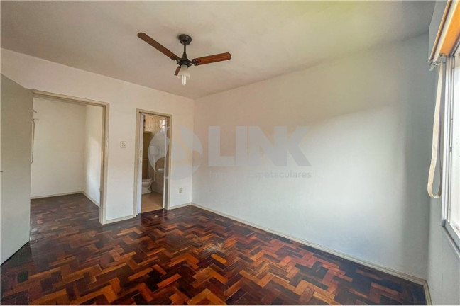 Imagem Apartamento com 1 Quarto à Venda, 34 m² em Jardim Itu - Porto Alegre Imagem Apartamento com 1 Quarto à Venda, 34 m² em Jardim Itu - Porto Alegre