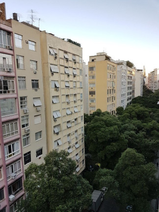 Imagem Imóvel com 2 Quartos à Venda ou Locação, 76 m² em Copacabana - Rio De Janeiro Imagem Imóvel com 2 Quartos à Venda ou Locação, 76 m² em Copacabana - Rio De Janeiro