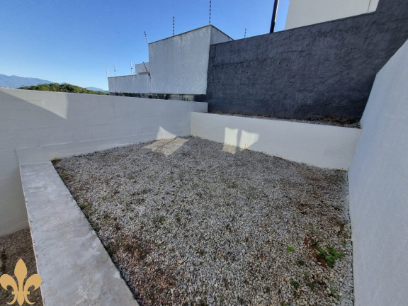Imagem Sobrado com 3 Quartos à Venda, em Sertão Do Maruim - São José Imagem Sobrado com 3 Quartos à Venda, em Sertão Do Maruim - São José