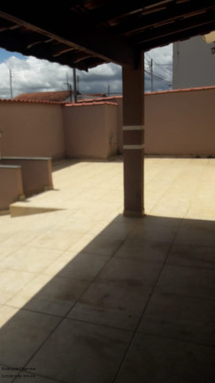 Imagem Casa com 3 Quartos à Venda, 200 m² em Jardim Kennedy - Poços De Caldas