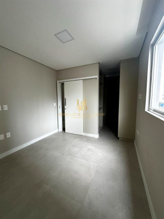 Imagem Apartamento com 2 Quartos para Alugar, 93 m² em Centro - Balneário Camboriú
