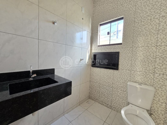 Imagem Casa com 2 Quartos à Venda, 150 m² em Nova Esperança - Parnamirim