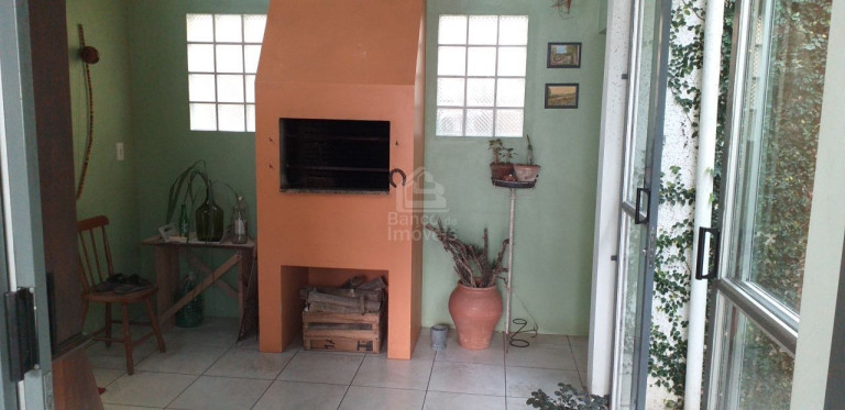 Imagem Casa com 4 Quartos à Venda, 220 m² em Nonoai - Santa Maria Imagem Casa com 4 Quartos à Venda, 220 m² em Nonoai - Santa Maria