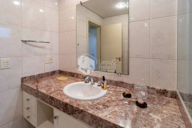 Imagem Casa com 4 Quartos à Venda, 440 m² em Jardim Prudência - São Paulo Imagem Casa com 4 Quartos à Venda, 440 m² em Jardim Prudência - São Paulo