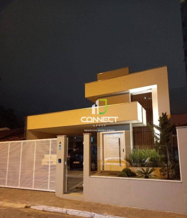 Casa com 3 Quartos à Venda, 300 m² em Centro - Itajaí