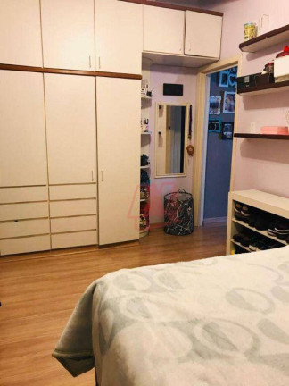 Imagem Apartamento com 3 Quartos à Venda, 120 m² em São Sebastião - Porto Alegre Imagem Apartamento com 3 Quartos à Venda, 120 m² em São Sebastião - Porto Alegre