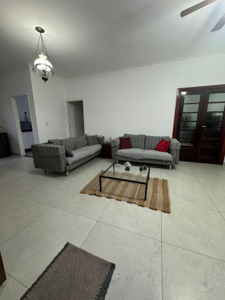 Imagem Casa com 3 Quartos à Venda, 168 m² em Flórida - Praia Grande Imagem Casa com 3 Quartos à Venda, 168 m² em Flórida - Praia Grande