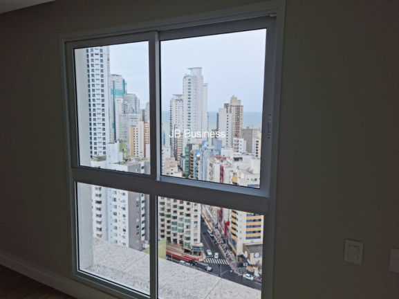 Imagem Imóvel com 3 Quartos à Venda, 138 m² em Centro - Balneário Camboriú