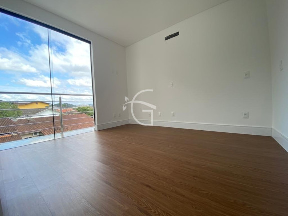 Imagem Casa com 3 Quartos à Venda, 156 m² em Saguaçu - Joinville Imagem Casa com 3 Quartos à Venda, 156 m² em Saguaçu - Joinville