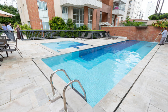 Imagem Apartamento com 3 Quartos à Venda, 195 m² em Moema - São Paulo