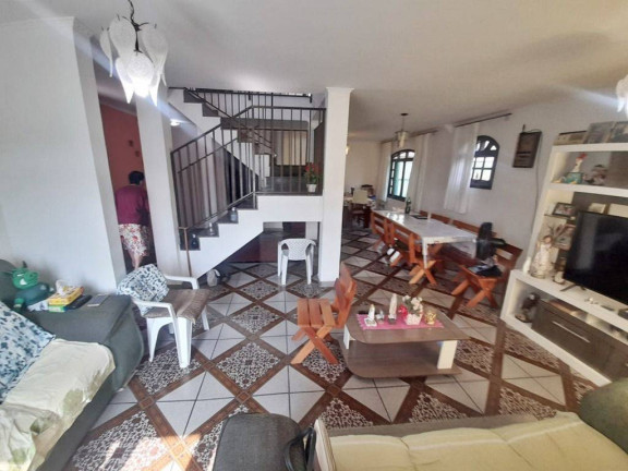 Casa com 3 Quartos à Venda, 250 m² em Boqueirao - Praia Grande