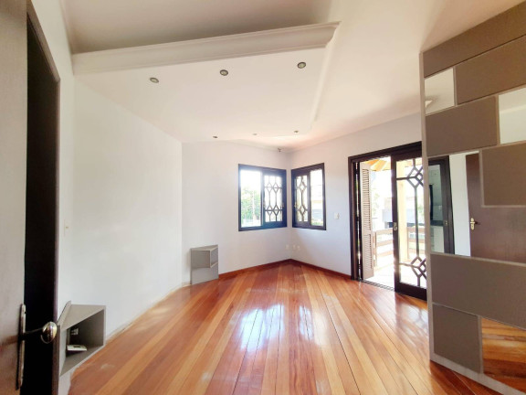 Imagem Sobrado com 3 Quartos à Venda, 234 m² em Marechal Rondon - Canoas