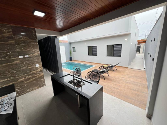 Imagem Casa com 3 Quartos à Venda, 160 m² em Maracana - Praia Grande Imagem Casa com 3 Quartos à Venda, 160 m² em Maracana - Praia Grande