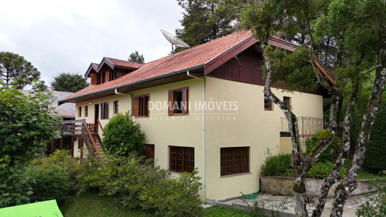 Imagem Casa com 4 Quartos à Venda, 167 m² em Região Do Vale Encantado - Campos Do Jordão Imagem Casa com 4 Quartos à Venda, 167 m² em Região Do Vale Encantado - Campos Do Jordão