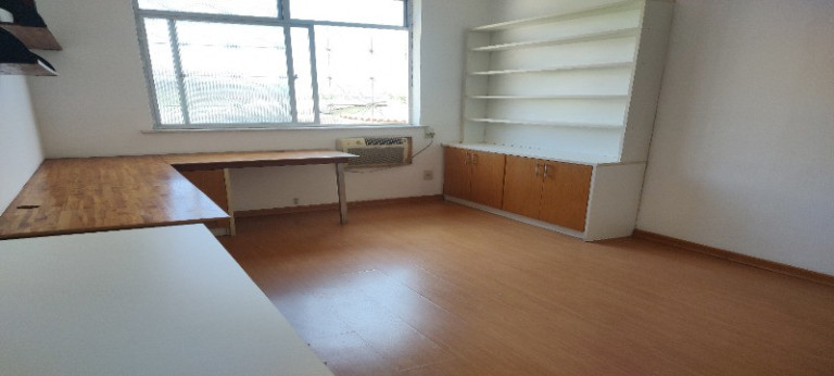 Imagem Imóvel com 4 Quartos à Venda, 110 m² em Engenho De Dentro - Rio De Janeiro Imagem Imóvel com 4 Quartos à Venda, 110 m² em Engenho De Dentro - Rio De Janeiro