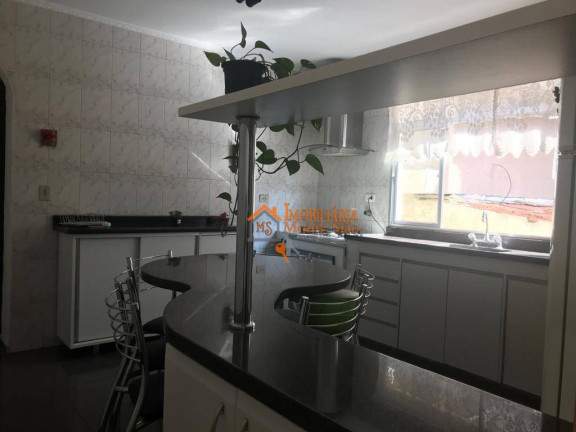 Imagem Sobrado com 6 Quartos à Venda, 257 m² em Jardim Santa Clara - Guarulhos Imagem Sobrado com 6 Quartos à Venda, 257 m² em Jardim Santa Clara - Guarulhos