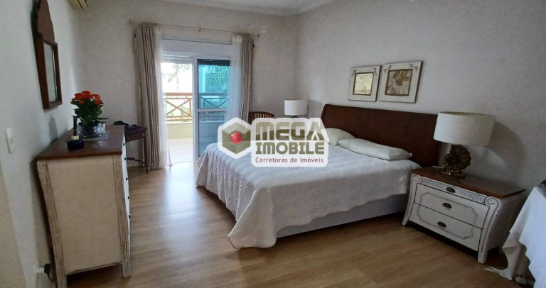 Imagem Casa com 3 Quartos à Venda, 248 m² em Jurerê Internacional - Florianópolis