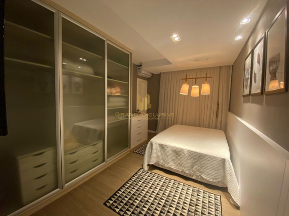 Imagem Apartamento com 3 Quartos à Venda, 178 m² em Centro - Balneário Camboriú Imagem Apartamento com 3 Quartos à Venda, 178 m² em Centro - Balneário Camboriú