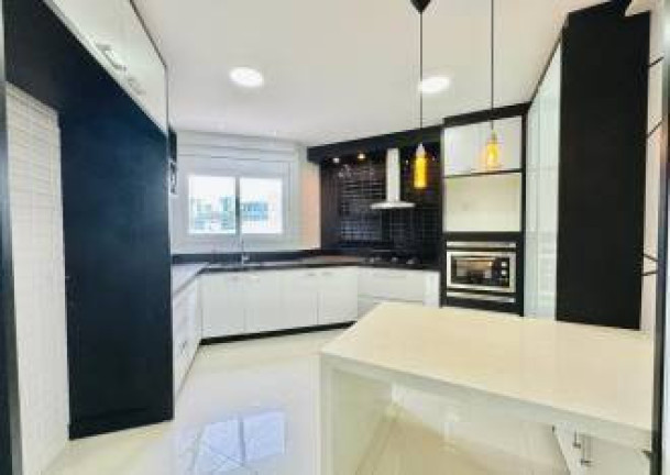 Imagem Apartamento com 4 Quartos à Venda, 171 m² em Centro - Cascavel