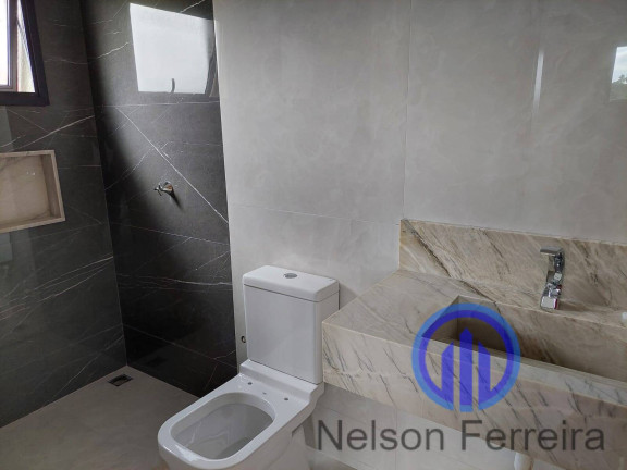 Imagem Casa com 3 Quartos à Venda, 360 m² em Jardins Bolonha - Senador Canedo