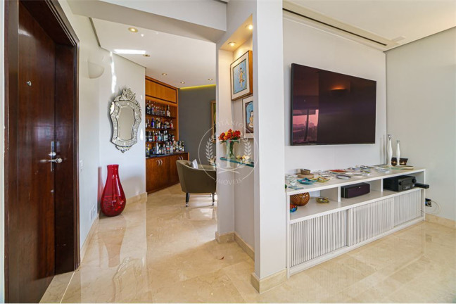 Imagem Apartamento com 3 Quartos à Venda, 257 m² em Jardim Vitória Régia - São Paulo