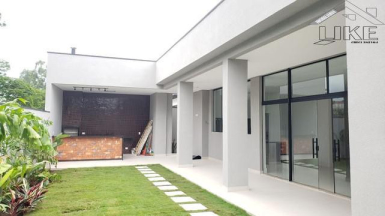 Imagem Casa com 3 Quartos à Venda, 254 m² em Bairro Do Grama - Caçapava Imagem Casa com 3 Quartos à Venda, 254 m² em Bairro Do Grama - Caçapava
