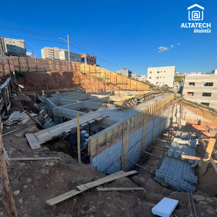 Imagem Apartamento com 2 Quartos à Venda, 51 m² em Residencial Summer Ville - Poços De Caldas