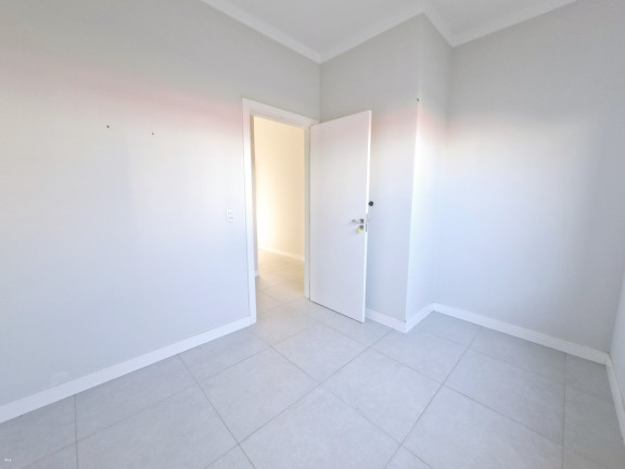 Imagem Sobrado com 3 Quartos à Venda, 337 m² em Itacolomi - Balneário Piçarras