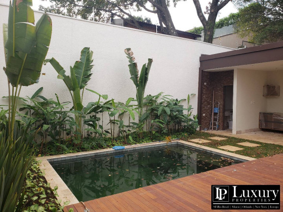 Imagem Casa com 4 Quartos à Venda, em Jardim Europa - São Paulo Imagem Casa com 4 Quartos à Venda, em Jardim Europa - São Paulo