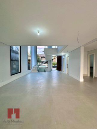 Imagem Casa com 4 Quartos à Venda, 450 m² em Alphaville - Santana De Parnaíba Imagem Casa com 4 Quartos à Venda, 450 m² em Alphaville - Santana De Parnaíba