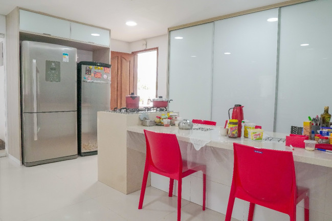 Imagem Casa com 4 Quartos à Venda, 486 m² em Jaguaribe - Salvador Imagem Casa com 4 Quartos à Venda, 486 m² em Jaguaribe - Salvador