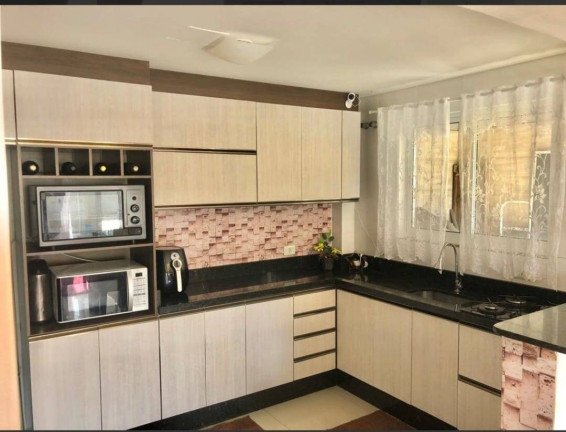 Imagem Sobrado com 3 Quartos à Venda, 127 m² em Cajuru - Curitiba Imagem Sobrado com 3 Quartos à Venda, 127 m² em Cajuru - Curitiba
