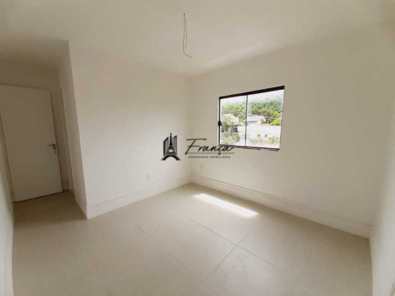 Imagem Apartamento com 5 Quartos à Venda, 130 m² em Maria Paula - São Gonçalo Imagem Apartamento com 5 Quartos à Venda, 130 m² em Maria Paula - São Gonçalo
