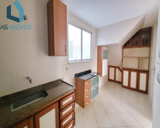 Imagem Cobertura com 3 Quartos à Venda, 180 m² em Algodoal - Cabo Frio