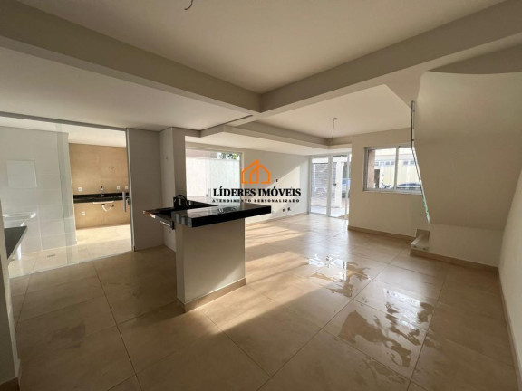 Imagem Casa com 3 Quartos à Venda, 104 m² em Esplanada - Belo Horizonte Imagem Casa com 3 Quartos à Venda, 104 m² em Esplanada - Belo Horizonte