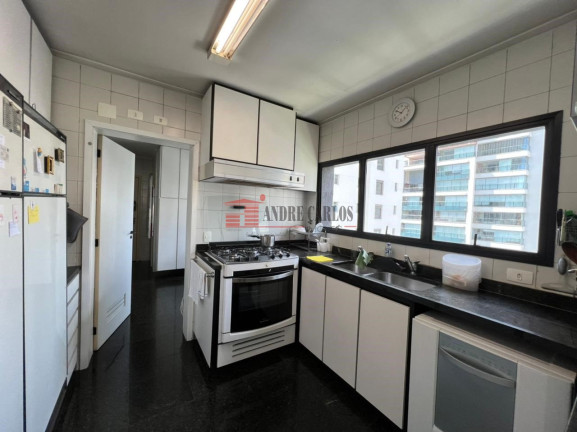 Imagem Apartamento com 4 Quartos à Venda, 220 m² em Itaim Bibi - São Paulo Imagem Apartamento com 4 Quartos à Venda, 220 m² em Itaim Bibi - São Paulo