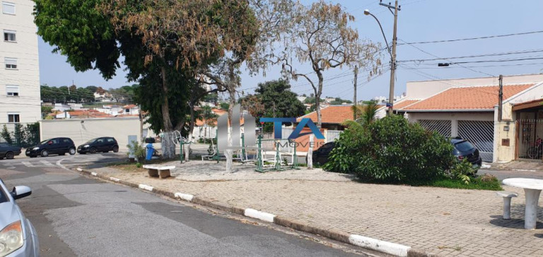 Imagem Casa com 3 Quartos à Venda, 255 m² em Vila Aurocan - Campinas Imagem Casa com 3 Quartos à Venda, 255 m² em Vila Aurocan - Campinas