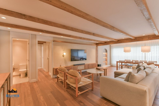Apartamento com 3 Quartos à Venda,  em Moema - São Paulo