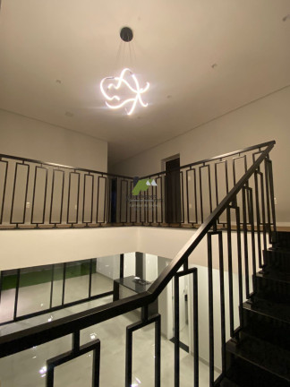 Imagem Casa com 3 Quartos à Venda, 236 m²
