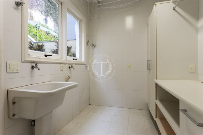Imagem Casa com 4 Quartos à Venda, 388 m² em Jardim Panorama - São Paulo