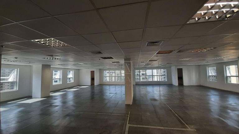 Imagem Sala Comercial à Venda, 126 m² em Alphaville Industrial - Barueri Imagem Sala Comercial à Venda, 126 m² em Alphaville Industrial - Barueri