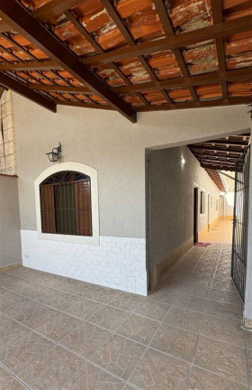 Casa com 2 Quartos à Venda, 70 m² em Maracanã - Praia Grande