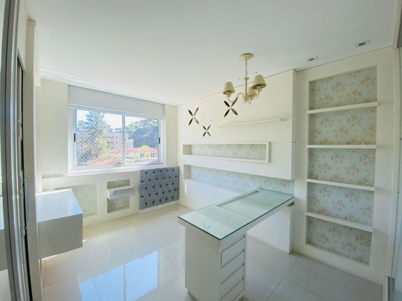 Imagem Imóvel com 3 Quartos à Venda, 180 m² em Várzea - Teresópolis Imagem Imóvel com 3 Quartos à Venda, 180 m² em Várzea - Teresópolis