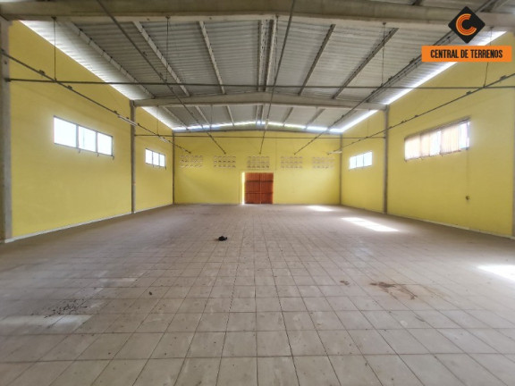 Imóvel à Venda, 500 m² em Poloplast - Camaçari