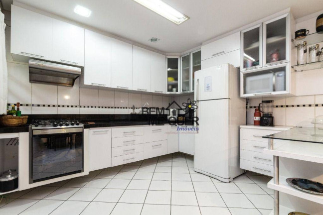 Imagem Casa com 3 Quartos à Venda, 230 m² em Parque São Domingos - São Paulo Imagem Casa com 3 Quartos à Venda, 230 m² em Parque São Domingos - São Paulo