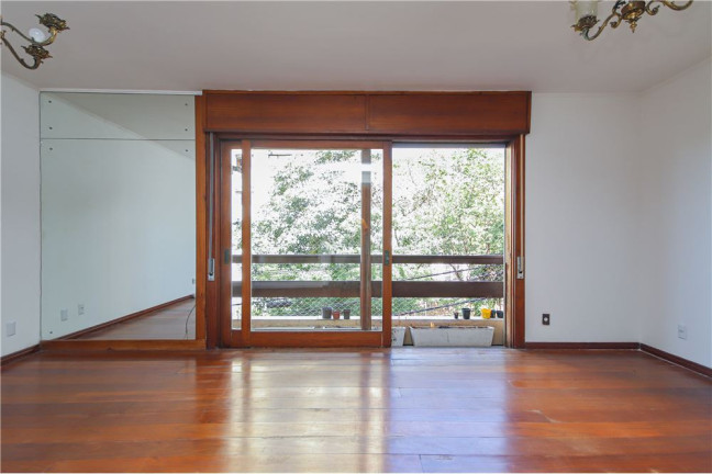 Imagem Apartamento com 3 Quartos à Venda, 135 m² em Higienópolis - Porto Alegre