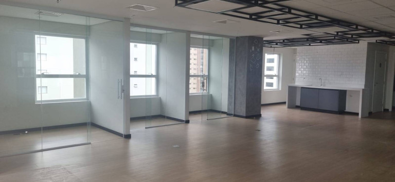 Imagem Sala Comercial para Alugar, 126 m² em Alphaville Centro Industrial E Empresarial/alphaville. - Barueri Imagem Sala Comercial para Alugar, 126 m² em Alphaville Centro Industrial E Empresarial/alphaville. - Barueri