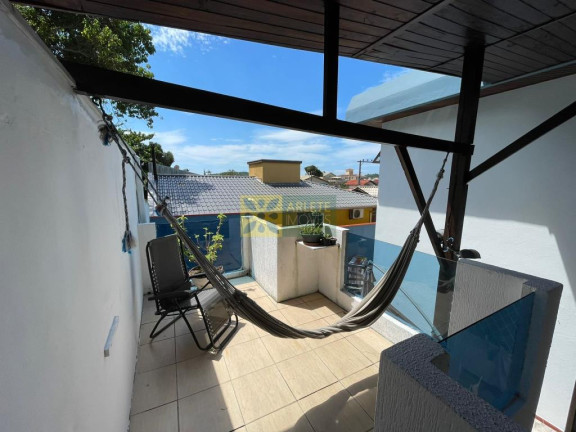 Imagem Casa com 9 Quartos à Venda, 380 m² em Centro - Porto Belo Imagem Casa com 9 Quartos à Venda, 380 m² em Centro - Porto Belo